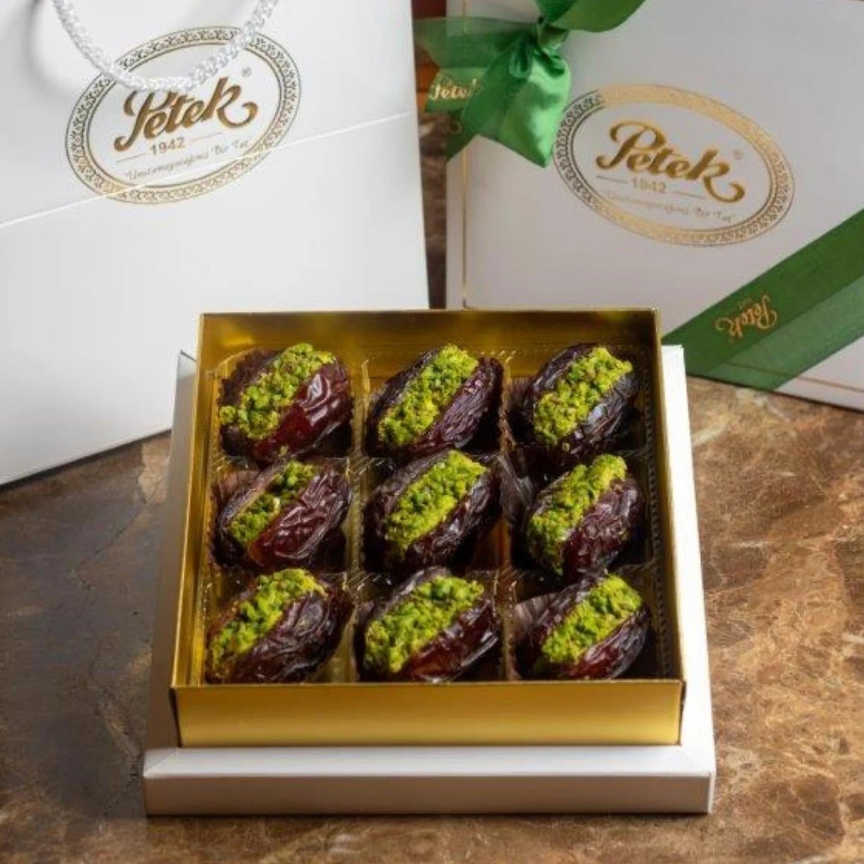 Premium Dates Stuffed with Pistachio and Kadayif